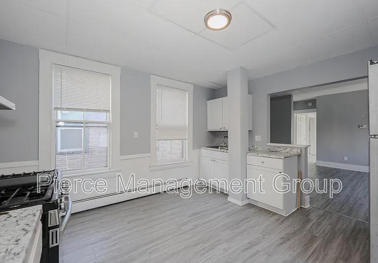 108 Bridge St #2W — Photo 3