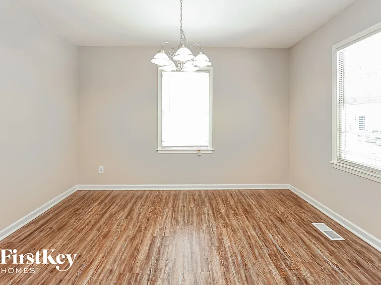 337 Mignon Ave — Photo 6