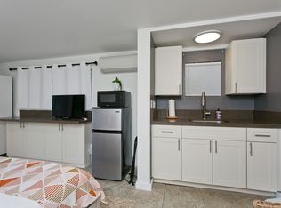 47-147 Kamehameha Hwy #1, Kaneohe, HI 96744