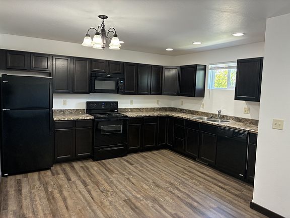 3rd image of 2286 Gallatin Green Blvd APT C