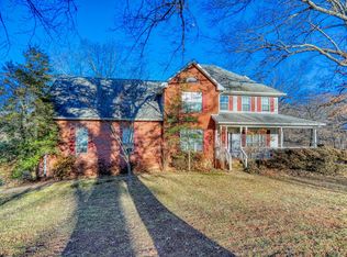 1003 Cherry Springs Dr, Cottontown, TN 37048