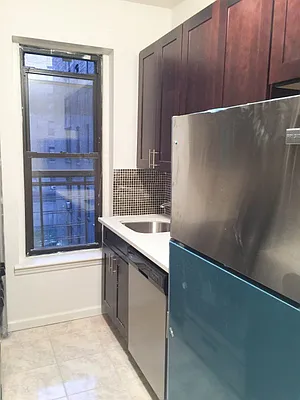 Rented by Bohemia Realty Group | media 27