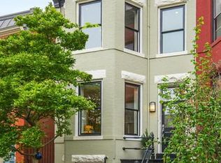 225 9th St SE, Washington, DC 20003