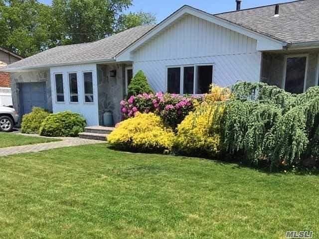 1st image of 283 W 18th St