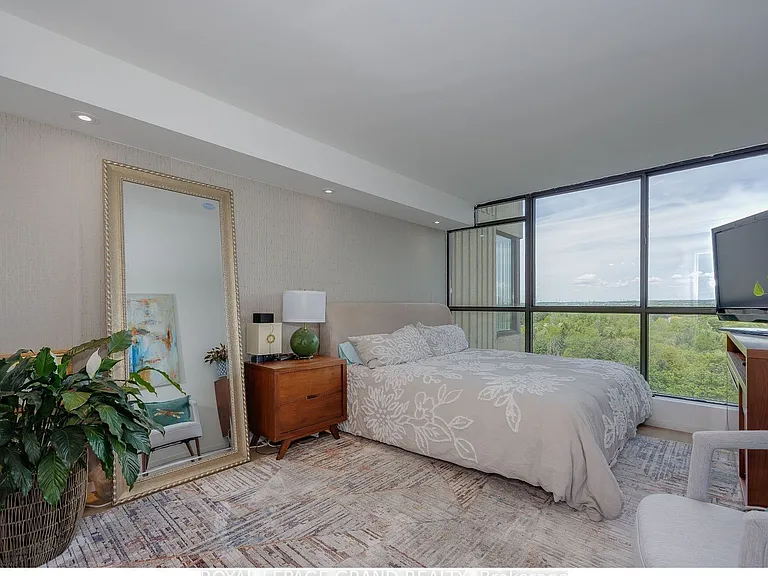 131 Torresdale Ave S #906 — Photo 23