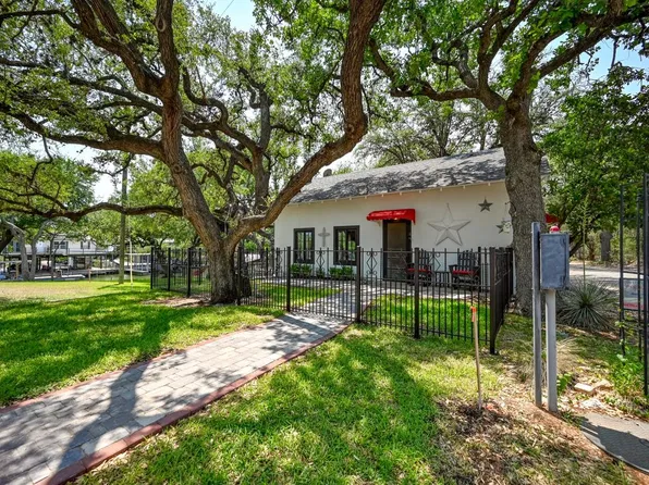 1701 Glen Cv, Kingsland, TX 78639
