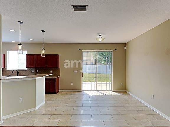 5th image of 18804 Sunterra Dr