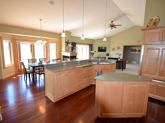 2nd image of 23870 Itasca Ave N