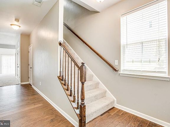 5th image of 1416 Hudgins Farm Cir