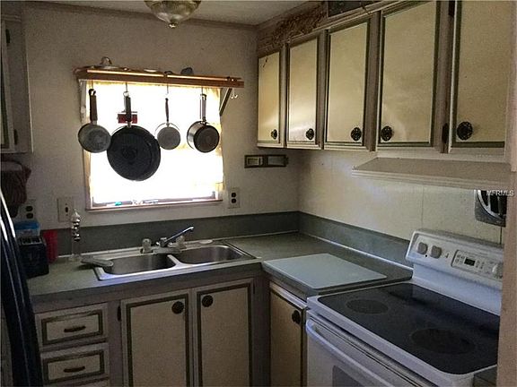 5th image of 47234 East Ave