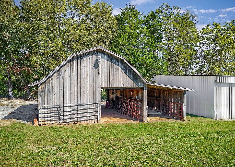 58th image of 3868 Burgess Falls Rd