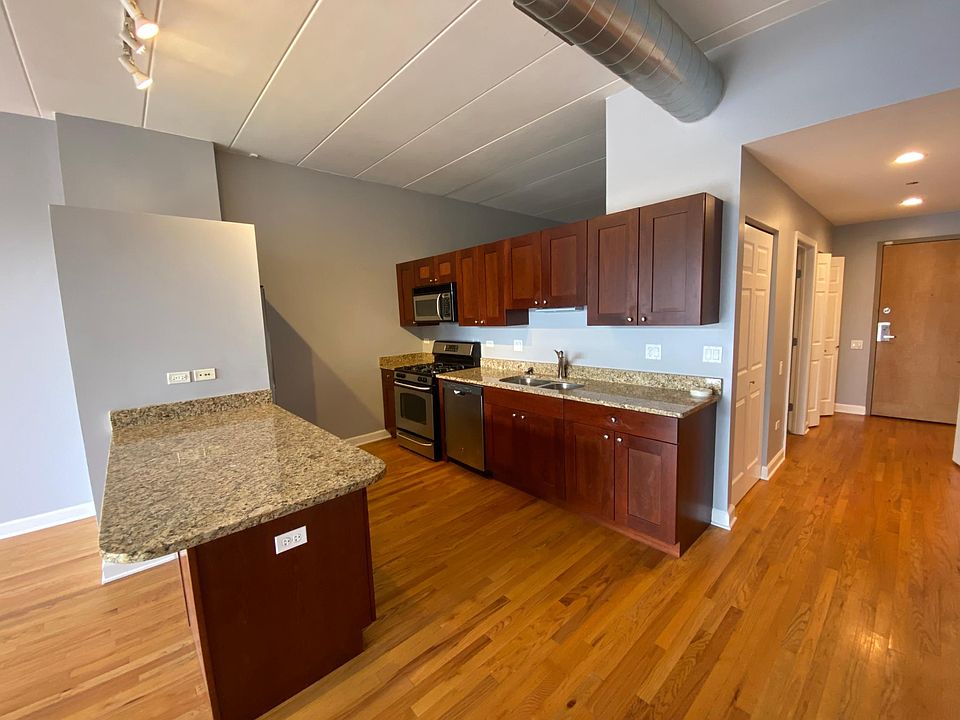 1st image of 837 S Western Ave #207A