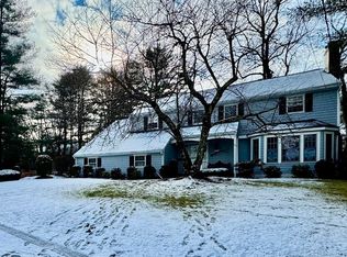 65 Gay St, Needham, MA 02492