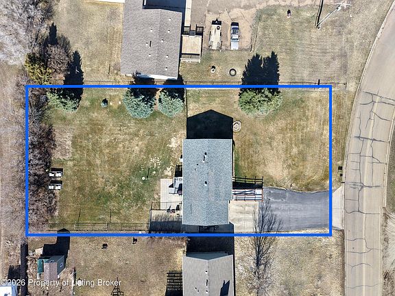 4th image of 64 Palm Beach Rd