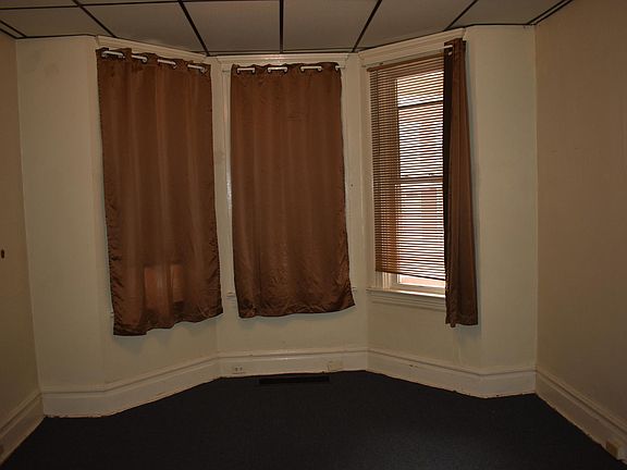 Bedroom 1a