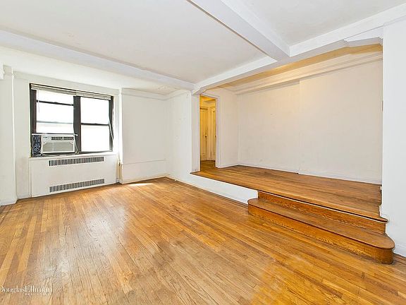 2nd image of 200 W 20th St APT 314