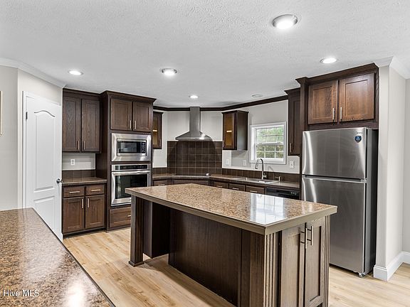 2nd image of 119 Buckeye Lane