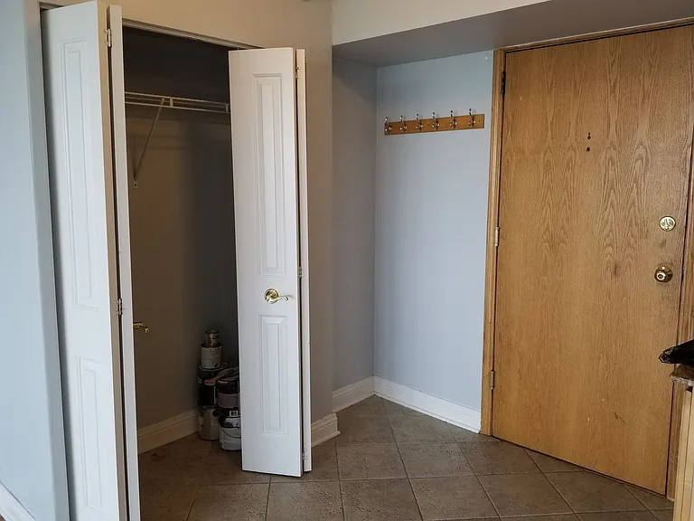 4180 Marine Terrace Apartments — Photo 189