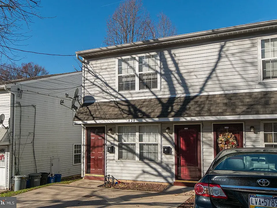 428 Harmon Rd #A