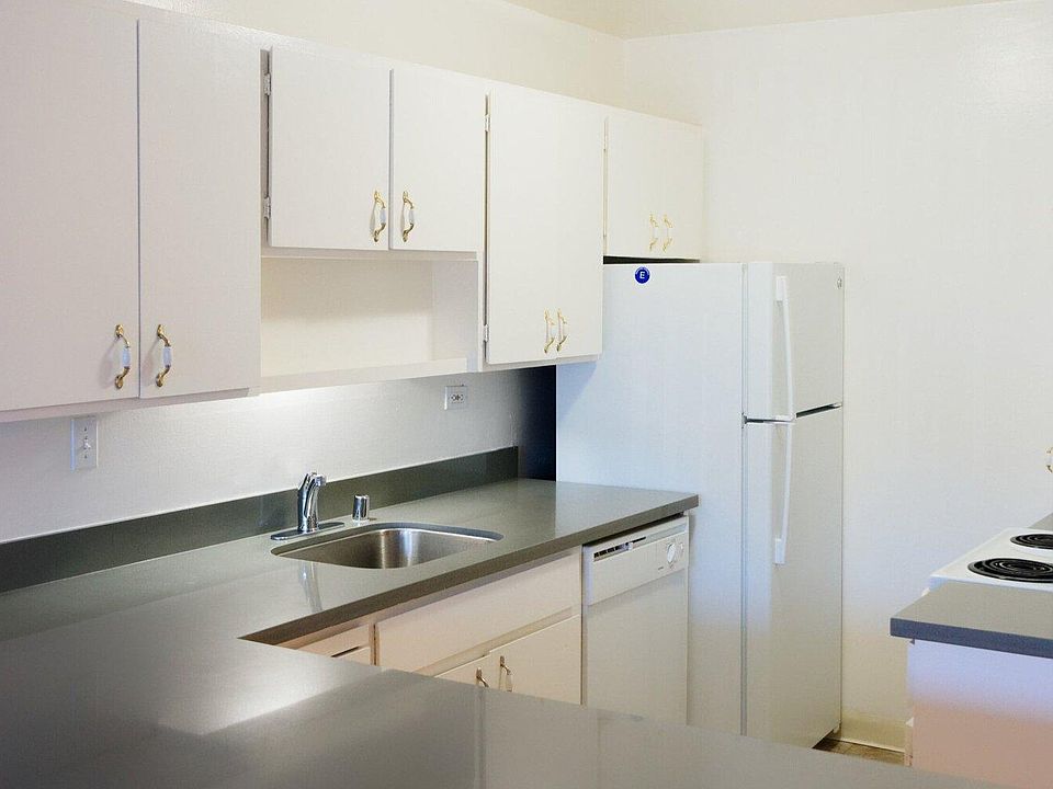 1st image of 808 Comet Dr #K80