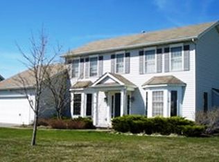 5220 Park Meadow Ln, Canandaigua, NY 14424