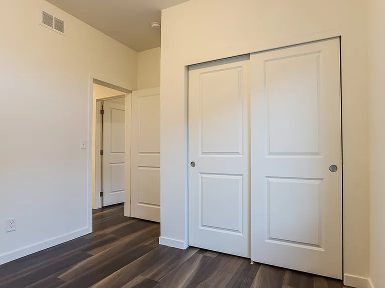 18590 E 47th Pl — Photo 16