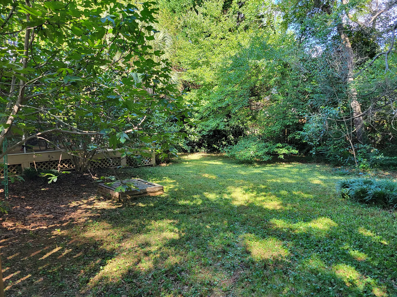 3 bed, 2.5 bath, 1958 sqft, $2,200 — Photo 4