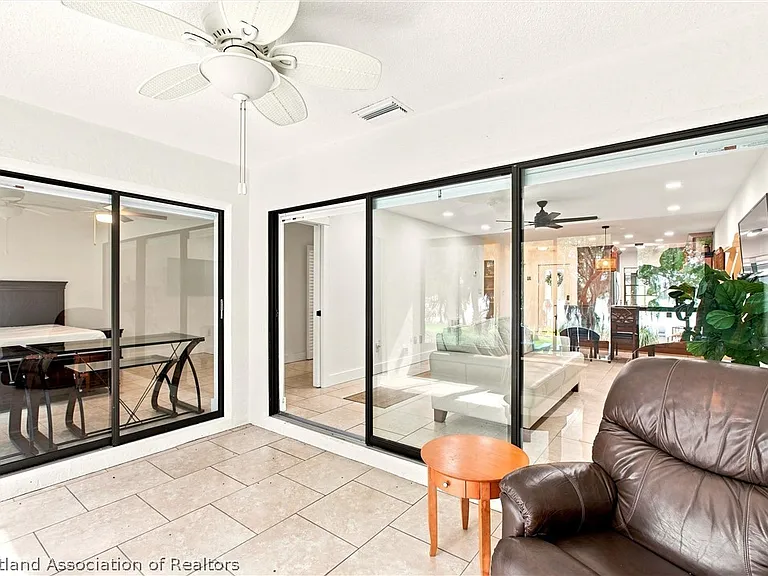 3 Charlton Dr — Photo 29