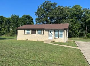 2730 Ann Dr, Clarksville, TN 37040