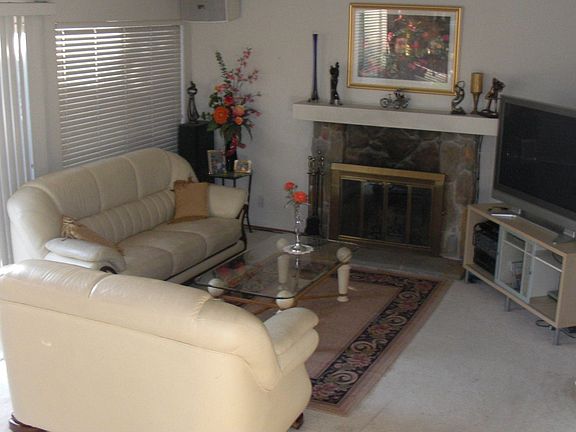 4th image of 3075 Valleywood Ct