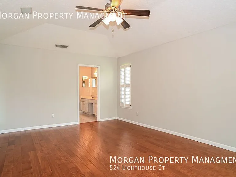524 Lighthouse Ct — Photo 14