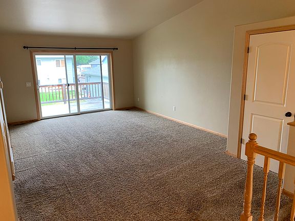 5th image of 2414 Icewine Dr