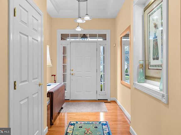 3rd image of 305 Grindstone Dr