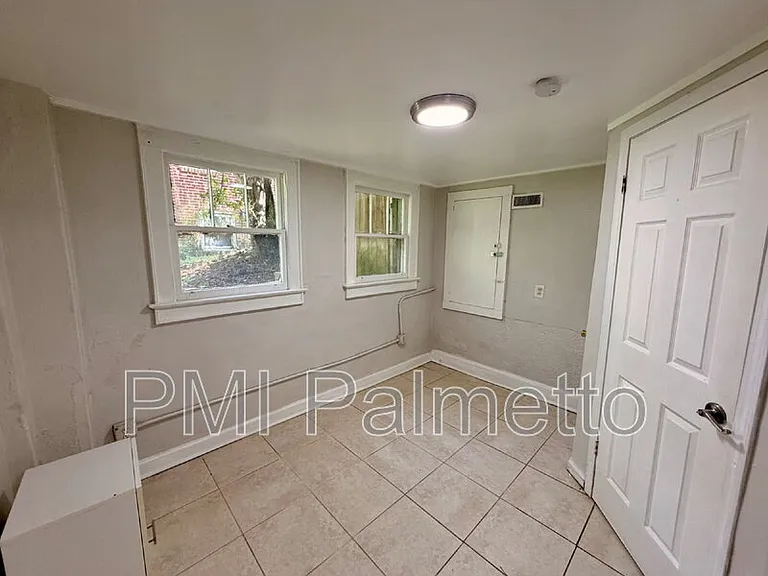 1304 Mount Vernon St — Photo 17
