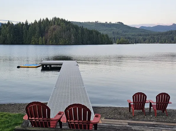 33001 S Shore Dr, Mount Vernon, WA 98274