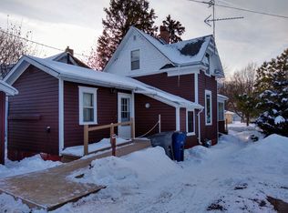 814 4th St S, Moorhead, MN 56560