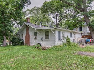 2413 N Club Rd, McHenry, IL 60051