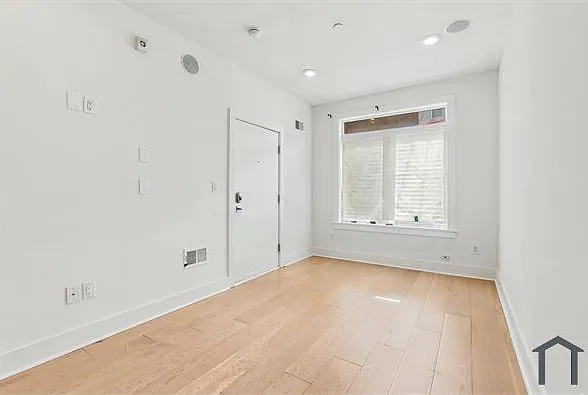 1843 E Huntingdon St #A — Photo 2
