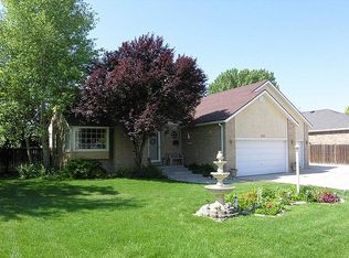 1181 W Country Ridge Dr, South Jordan, UT 84095