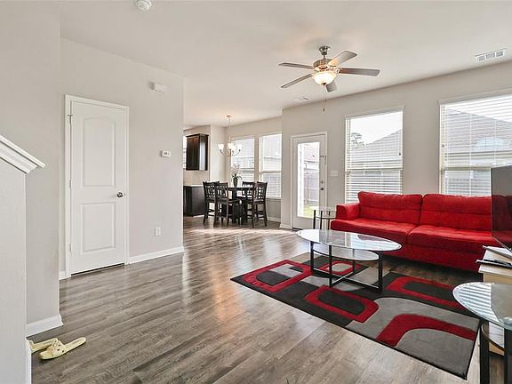 4th image of 123 Red Deer Way