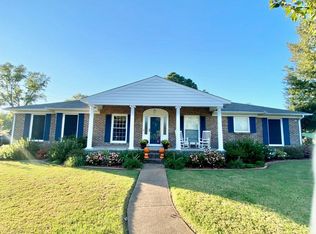 502 Hazelwood Dr, Florence, AL 35633