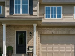 31 Sycamore St, Welland, ON L3C 0H8