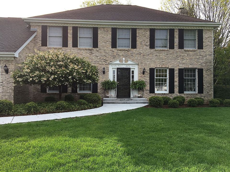 1st image of 2359 Silverthorn Dr