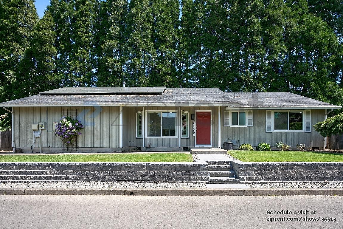 D-ROOM⭐️ 17465 NW Carl Ct, Portland, OR 97229 | Zillow