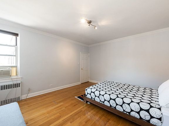 5th image of 63-61 99th St APT F5