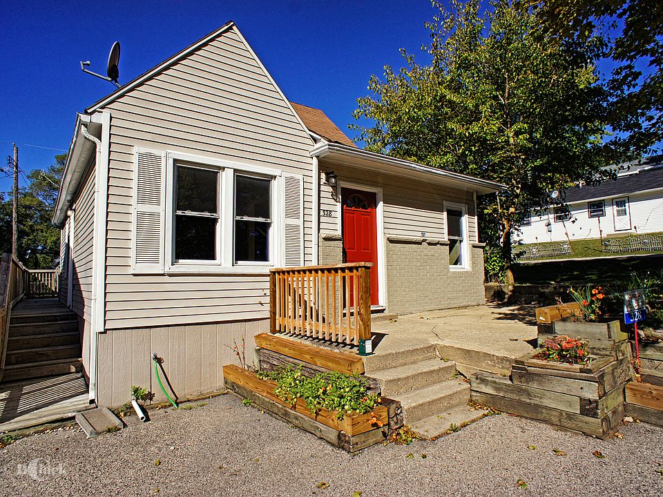 1st image of 328 Highmoor Dr