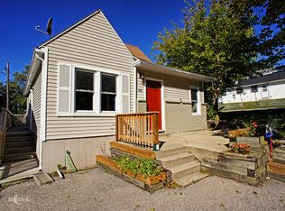 328 Highmoor Dr, Round Lake Park, IL 60073