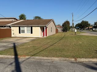 100 Villa North Ct, Warner Robins, GA 31093