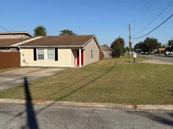 100 Villa North Ct, Warner Robins, GA 31093