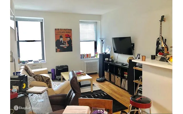 Rented by Douglas Elliman | media 13